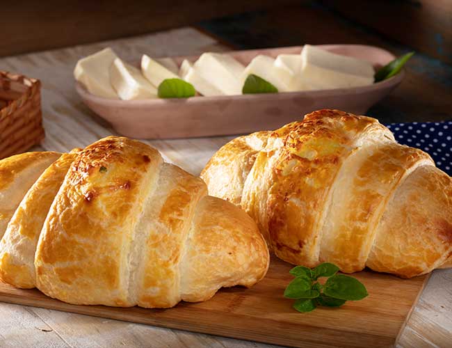 Croissant - Pão de Queijo Mineirão